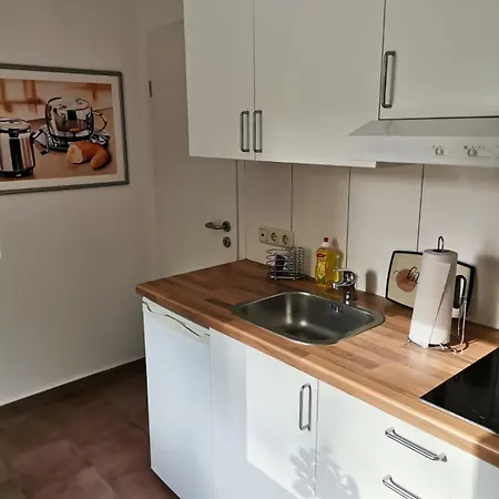 Fuer 2 Personen Wohn Und Schlafzimmer Duschbad Wi8 ギフホルン