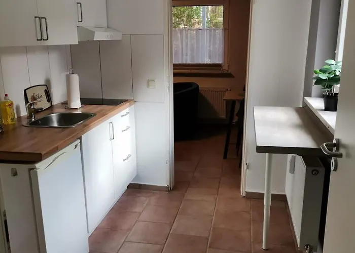 Fuer 2 Personen Wohn Und Schlafzimmer Duschbad Wi8 アパート