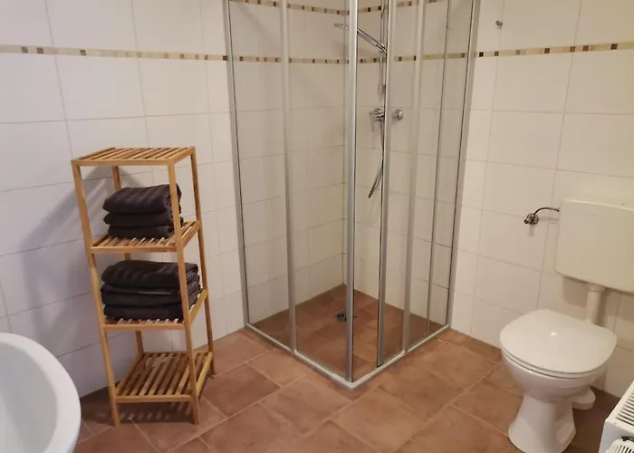 Fuer 2 Personen Wohn Und Schlafzimmer Duschbad Wi8